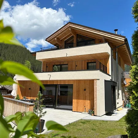 Stubaier Bergnest Appartement *