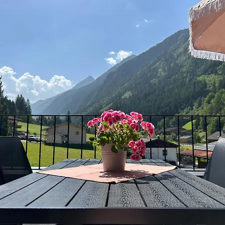 Stubaier Bergnest Apartament *