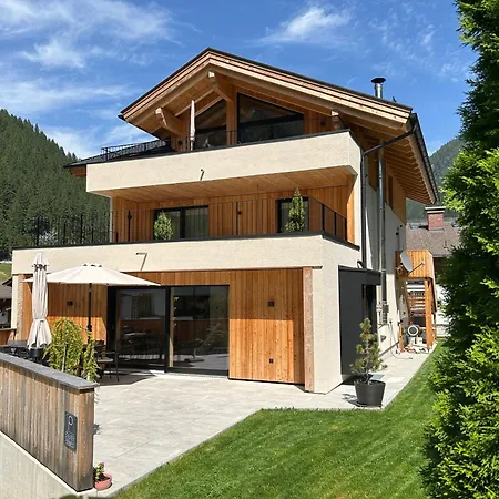 Stubaier Bergnest Neustift im Stubaital